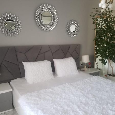 Anis Apartments Sarandë 외부 사진