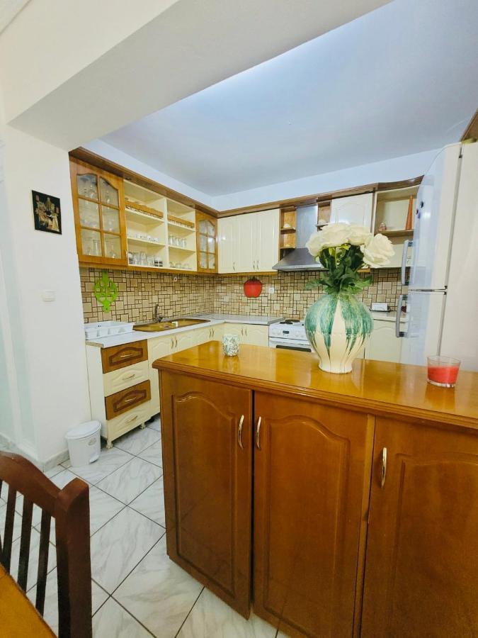Anis Apartments Sarandë 외부 사진